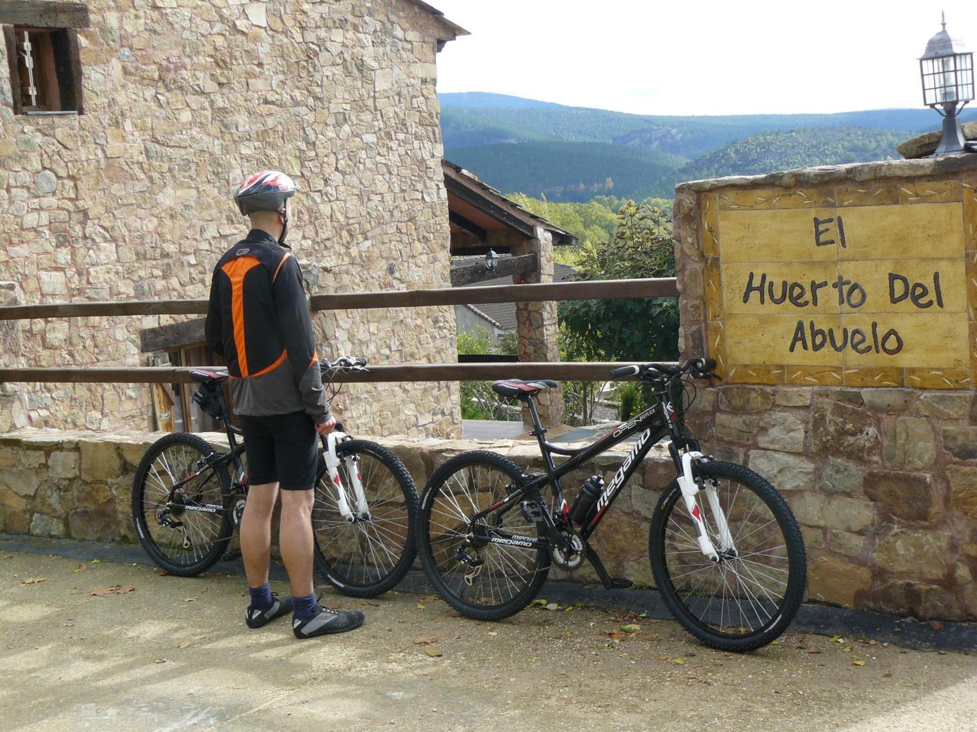 Almiruete Casa Rural, Spa Y Restaurante El Huerto Del Abuelo מראה חיצוני תמונה